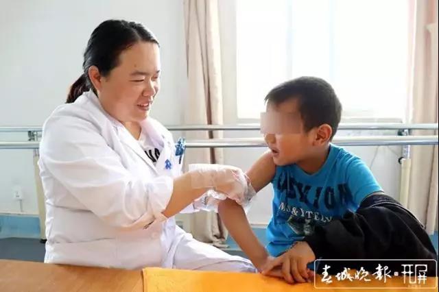感謝春城晚報、保山新聞網(wǎng)對小潤潤的關(guān)心，感謝患者對我院的信任！