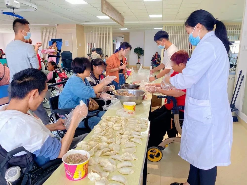 【保山安利醫(yī)院】“濃濃餃子香，深深關(guān)愛情”保山市殘聯(lián)肢體殘疾患者社會融入活動